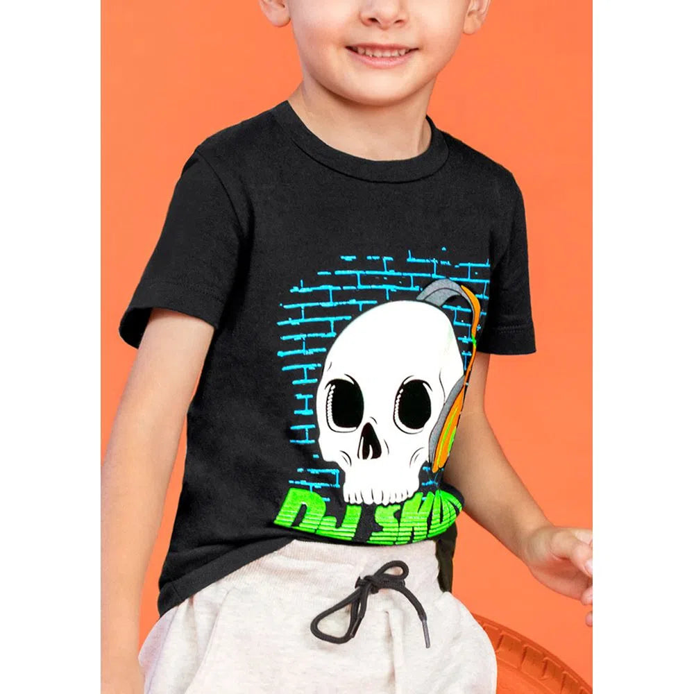 Playera discount negra estampada